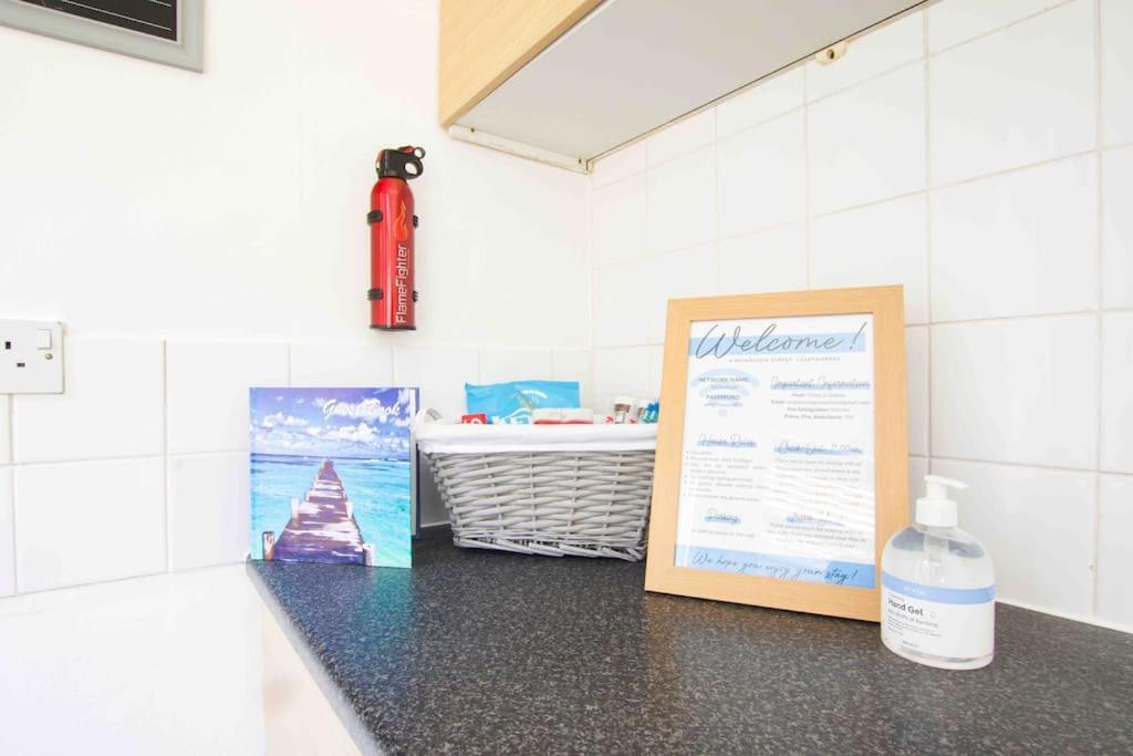 Beautiful 2 Bedroom House Close To The Seaside Κλίθορπς Εξωτερικό φωτογραφία