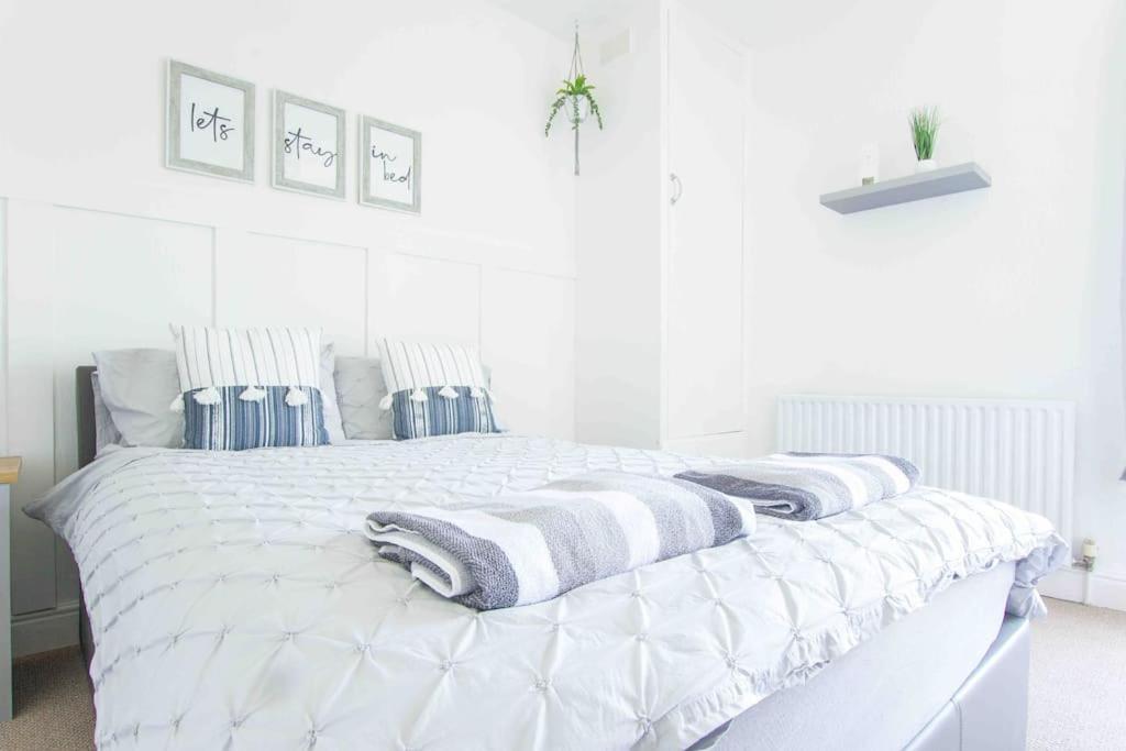 Beautiful 2 Bedroom House Close To The Seaside Κλίθορπς Εξωτερικό φωτογραφία
